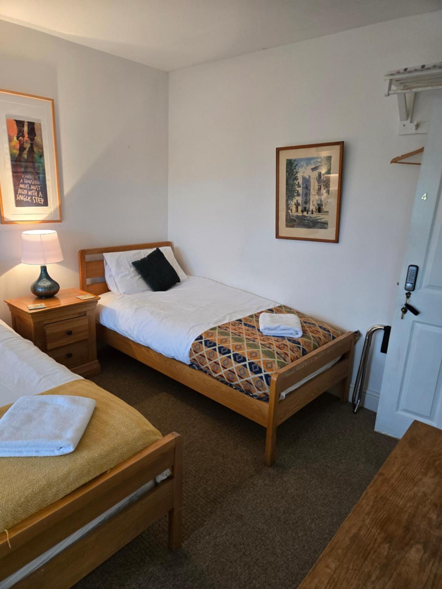 Bed & Breakfast Wayside 4*