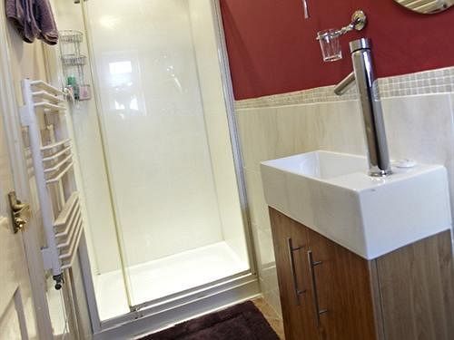 Bed & Breakfast Wayside 4*